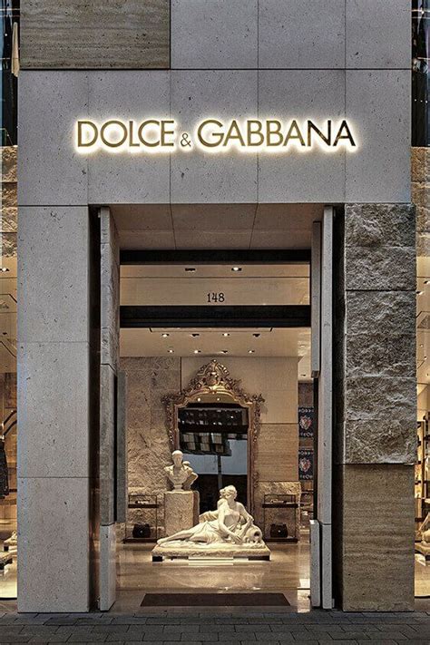 dolce gabbana online.